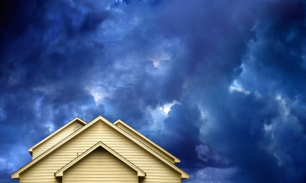 How to Prepare Your Roof for Hurricane Season - Home Kitchen Aid